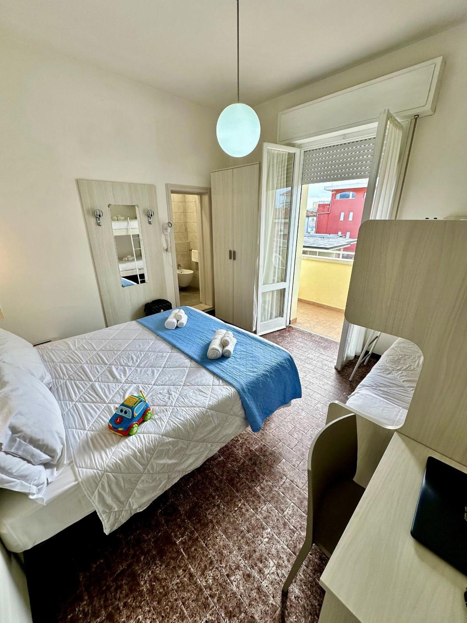 Hotel Napoleon Riccione Exterior photo