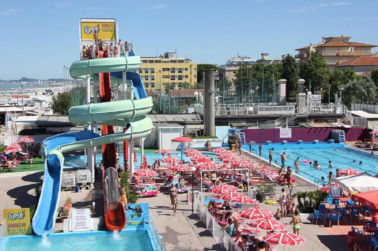 Hotel Napoleon Riccione Exterior photo