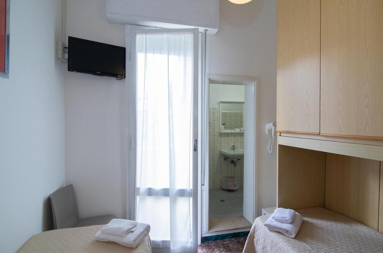Hotel Napoleon Riccione Exterior photo